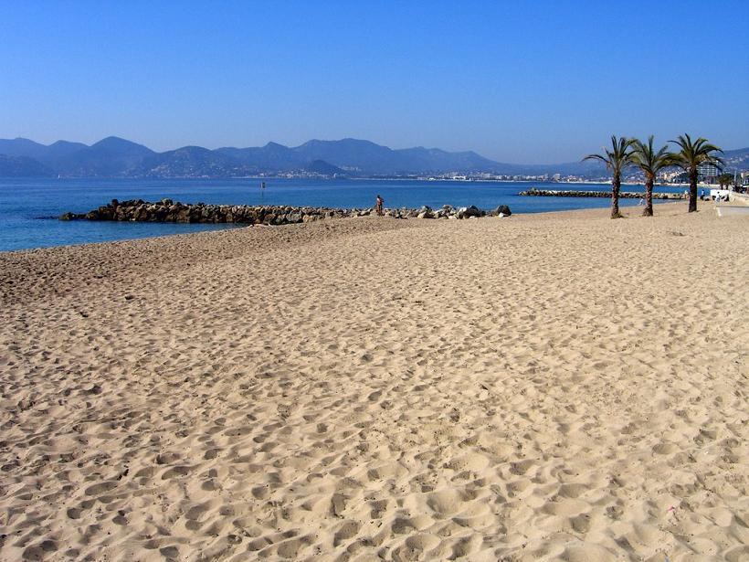 Sea Side Apartment Канны Экстерьер фото